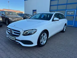 Weiß Gebraucht 2018 Mercedes E250 Kombi | 17.900 € (Guter Preis)