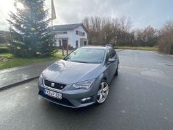 Grau Gebraucht 2014 Seat Leon Limousine | 11.000 € (Fairer Preis)