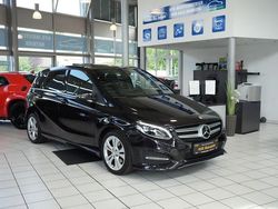 Violett Gebraucht 2015 Mercedes B220 Van / Kleinbus | 16.900 € (Fairer Preis)