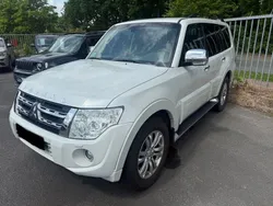 Weiß Gebraucht 2014 Mitsubishi Pajero Edition SUV | 15.990 € (Guter Preis)