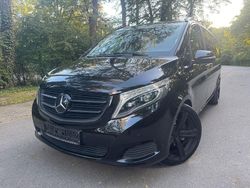 Schwarz Gebraucht 2015 Mercedes V250 Van / Kleinbus | 36.990 € (Teuer)