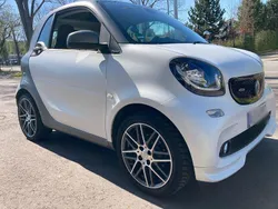 Weiß Gebraucht 2017 Smart ForTwo Coupé Brabus Xclusive Coupé | 21.700 € (Etwas zu teuer)