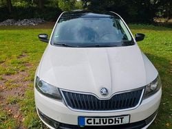 Weiß Gebraucht 2014 Skoda Rapid Active Limousine | 4.500 € (Teuer)