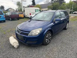 Blau Gebraucht 2005 Opel Astra Edition Kombi | 999 € (Fairer Preis)