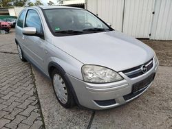 Silber Gebraucht 2005 Opel Corsa Kleinwagen | 1.750 € (Fairer Preis)