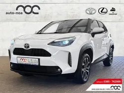 Weiß Gebraucht 2022 Toyota Yaris Cross Team SUV | 25.990 € (Teuer)