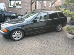 Schwarz Gebraucht 2001 BMW 325 Kombi | 2.150 € (Superpreis)