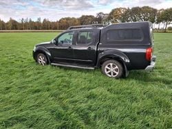 Schwarz Gebraucht 2010 Nissan Navara Abholung | 8.500 € (Guter Preis)
