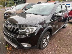 Schwarz Gebraucht 2019 Dacia Sandero Essentiel Kleinwagen | 7.900 € (Etwas zu teuer)