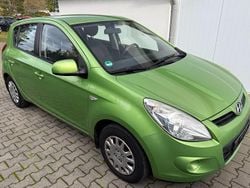 Grün Gebraucht 2009 Hyundai i20 Kleinwagen | 1.850 € (Fairer Preis)