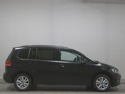 Schwarz Gebraucht 2021 VW Touran Comfortline Van / Kleinbus | 16.480 € (Superpreis)