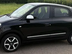 Schwarz Gebraucht 2016 Renault Twingo Luxe Kleinwagen | 8.700 € (Etwas zu teuer)