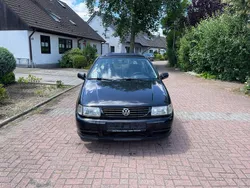 Schwarz Gebraucht 1998 VW Polo Basis Limousine | 599 € (Superpreis)