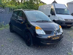 Schwarz Gebraucht 2004 Renault Modus Van / Kleinbus | 2.699 € (Teuer)