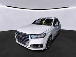 Gletscherweiß metallic Gebraucht 2018 Audi SQ7 SUV | 34.980 € (Superpreis)