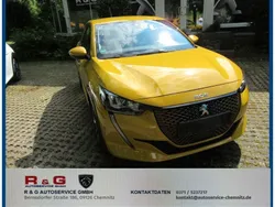 Pharo gelb Gebraucht 2021 Peugeot e-208 Allure Kleinwagen | 16.490 € (Fairer Preis)