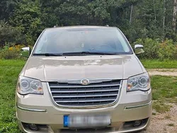 Gold Gebraucht 2009 Chrysler Grand Voyager Limited Van / Kleinbus | 7.499 € (Superpreis)