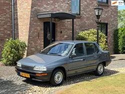 Grau Gebraucht 1993 Daihatsu Charade Kleinwagen | 4.490 €