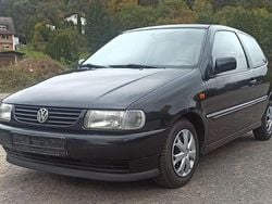 Schwarz Gebraucht 1996 VW Polo Limousine | 799 € (Guter Preis)