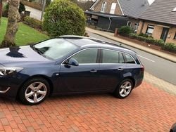 Blau Gebraucht 2014 Opel Insignia Kombi | 11.099 € (Teuer)