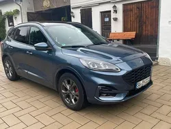 Blau Gebraucht 2022 Ford Kuga ST-Line X SUV | 24.900 € (Guter Preis)