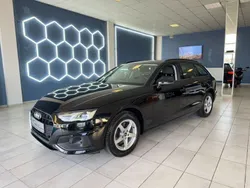 Schwarz Gebraucht 2022 Audi A4 Basis Kombi | 28.500 € (Etwas zu teuer)