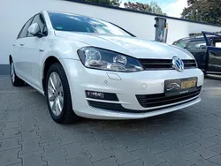 Weiß Gebraucht 2015 VW Golf VII LOUNGE Kleinwagen | 7.700 € (Guter Preis)