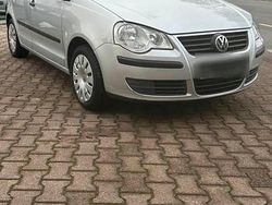 Silber Gebraucht 2006 VW Polo Kleinwagen | 2.200 €