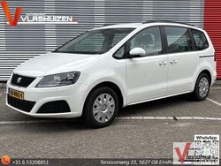 Weiß Gebraucht 2011 Seat Alhambra Reference Van / Kleinbus | 4.950 €