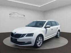 Weiß Gebraucht 2019 Skoda Octavia Style Kombi | 14.400 € (Fairer Preis)