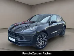 Tiefschwarzmetallic Gebraucht 2022 Porsche Macan SUV | 69.800 € (Etwas zu teuer)