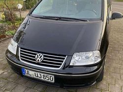 Schwarz Gebraucht 2010 VW Sharan Sportline Van / Kleinbus | 5.600 € (Guter Preis)