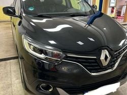 Schwarz Gebraucht 2016 Renault Kadjar XMOD SUV | 10.950 € (Fairer Preis)