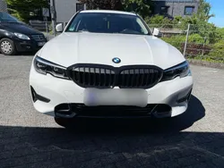 Weiß Gebraucht 2022 BMW 320e Efficient Dynamics Kombi | 27.500 € (Superpreis)