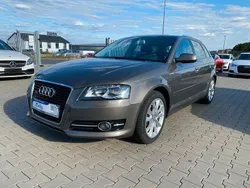 Grau Gebraucht 2011 Audi A3 Sportback Ambition Limousine | 6.999 € (Fairer Preis)