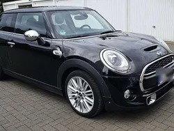 Schwarz Gebraucht 2017 Mini Cooper S Kleinwagen | 18.000 € (Fairer Preis)