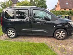 Schwarz Gebraucht 2020 Opel Combo Life SUV | 20.500 €