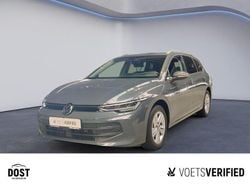 Grau Gebraucht 2024 VW Golf VIII Life Limousine | 24.930 € (Guter Preis)