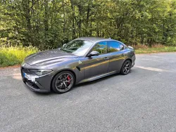 Grau Gebraucht 2017 Alfa Romeo Giulia Quadrifoglio Limousine | 52.952 € (Teuer)
