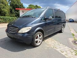 Schwarz Gebraucht 2006 Mercedes Viano Van / Kleinbus | 7.735 € (Fairer Preis)