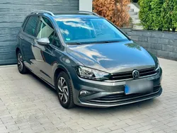 Grau Gebraucht 2018 VW Golf Sportsvan Join Van / Kleinbus | 14.900 € (Guter Preis)