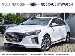 Weiss Gebraucht 2017 Hyundai Ioniq Premium Limousine | 13.990 € (Fairer Preis)