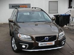 Braun Gebraucht 2015 Volvo XC70 Kinetic SUV | 13.990 € (Guter Preis)