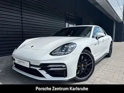Weiß Gebraucht 2022 Porsche Panamera Turbo S Limousine | 110.539 € (Teuer)
