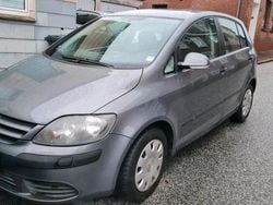 Silber Gebraucht 2005 VW Golf IV Kleinwagen | 2.200 € (Guter Preis)