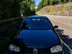 Schwarz Gebraucht 2003 VW Golf IV Pacific Kleinwagen | 1.200 € (Teuer)