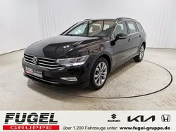 Deep black perleffekt Gebraucht 2022 VW Passat Kombi | 23.549 € (Superpreis)