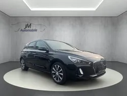 Schwarz Gebraucht 2017 Hyundai i30 Premium Limousine | 14.990 € (Fairer Preis)