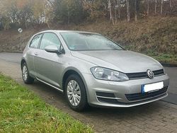 Grau Gebraucht 2015 VW Golf Limousine | 9.800 € (Guter Preis)