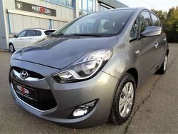 Grau Gebraucht 2014 Hyundai ix20 Edition Kleinwagen | 8.599 € (Fairer Preis)